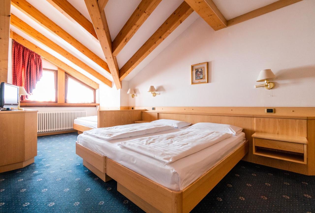 Garni Aritz Hotel Кампитело ди Фаса Екстериор снимка