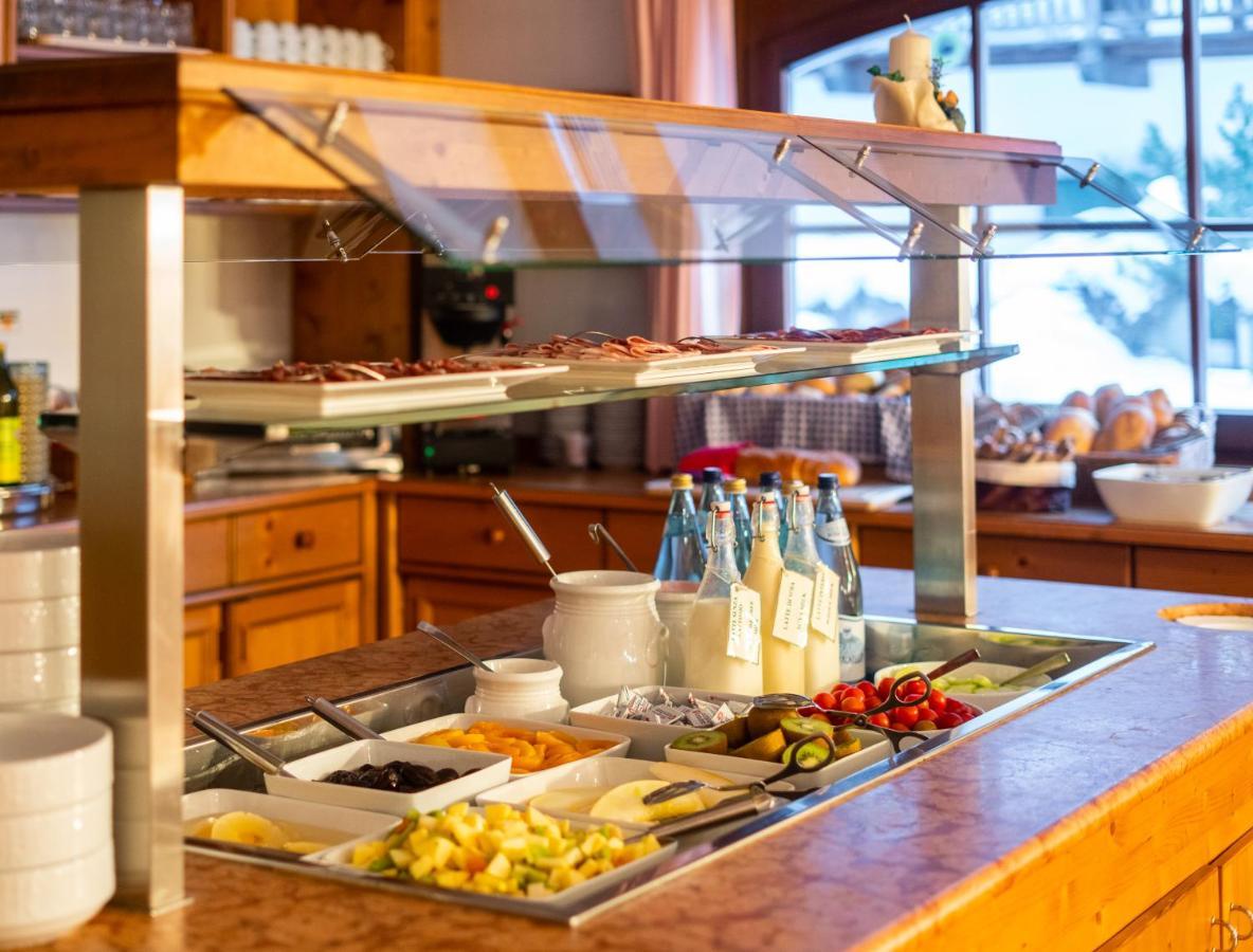 Garni Aritz Hotel Кампитело ди Фаса Екстериор снимка