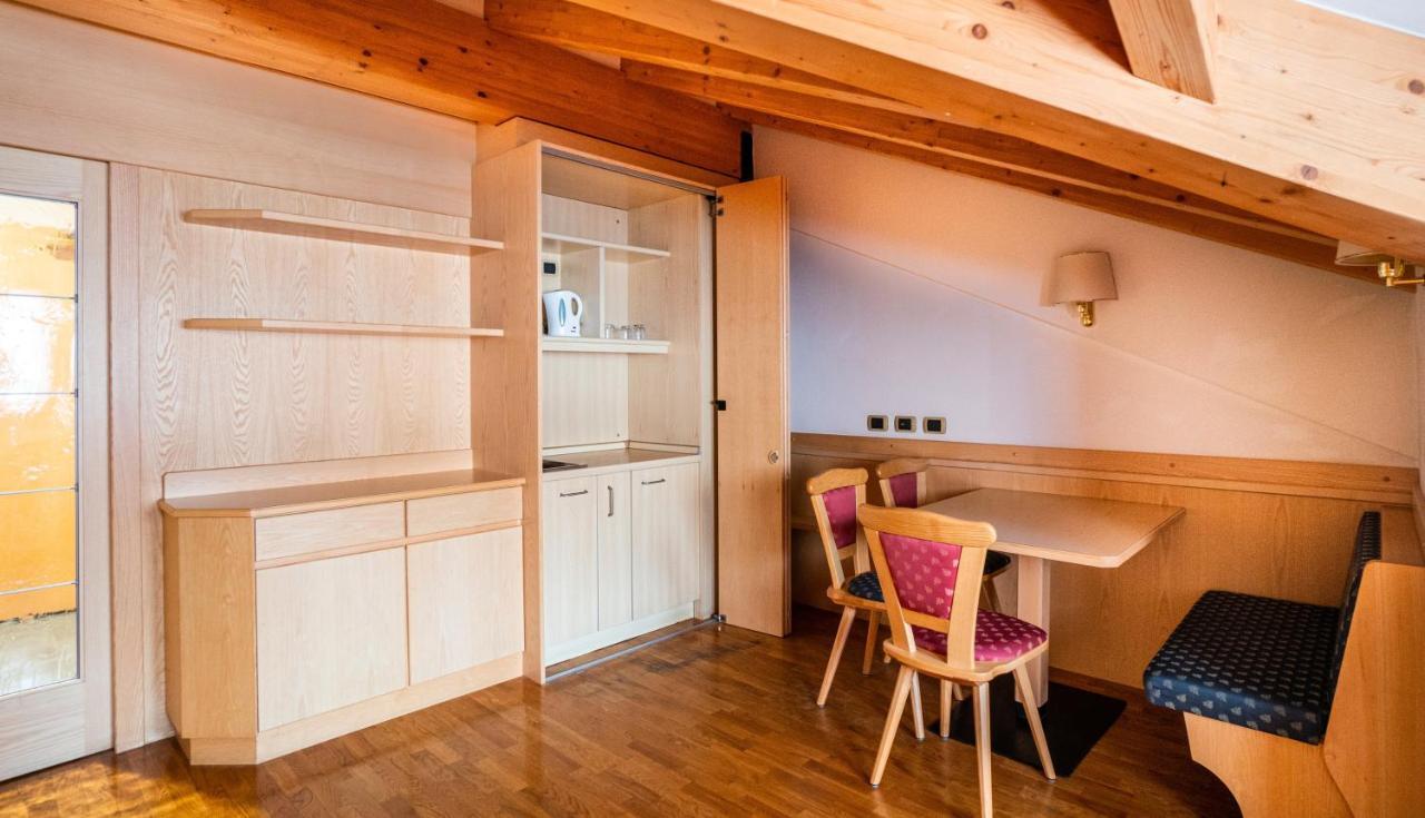 Garni Aritz Hotel Кампитело ди Фаса Екстериор снимка