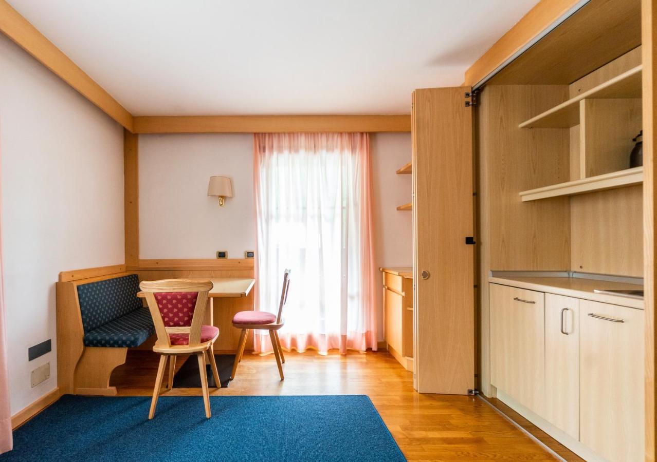 Garni Aritz Hotel Кампитело ди Фаса Екстериор снимка