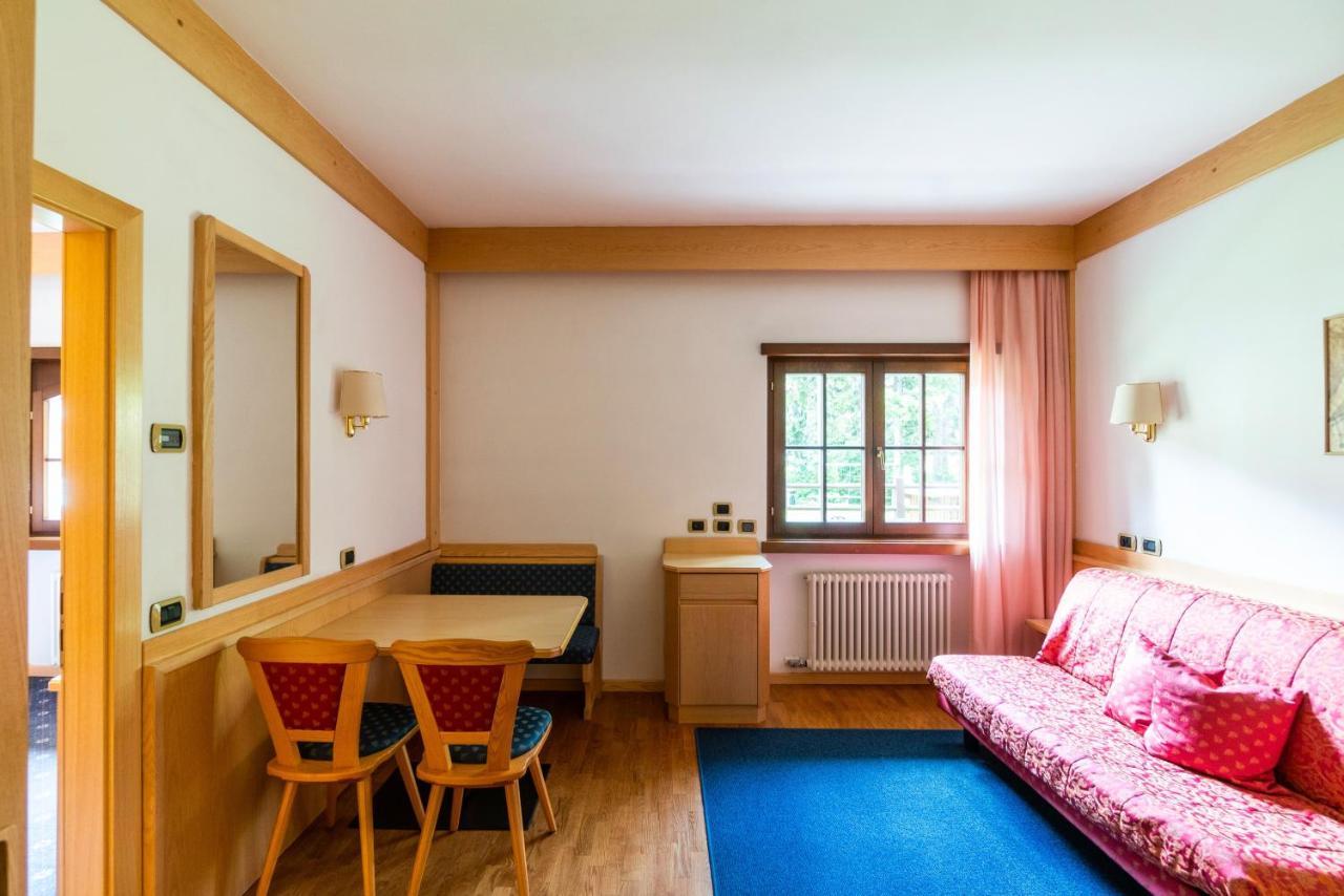 Garni Aritz Hotel Кампитело ди Фаса Екстериор снимка